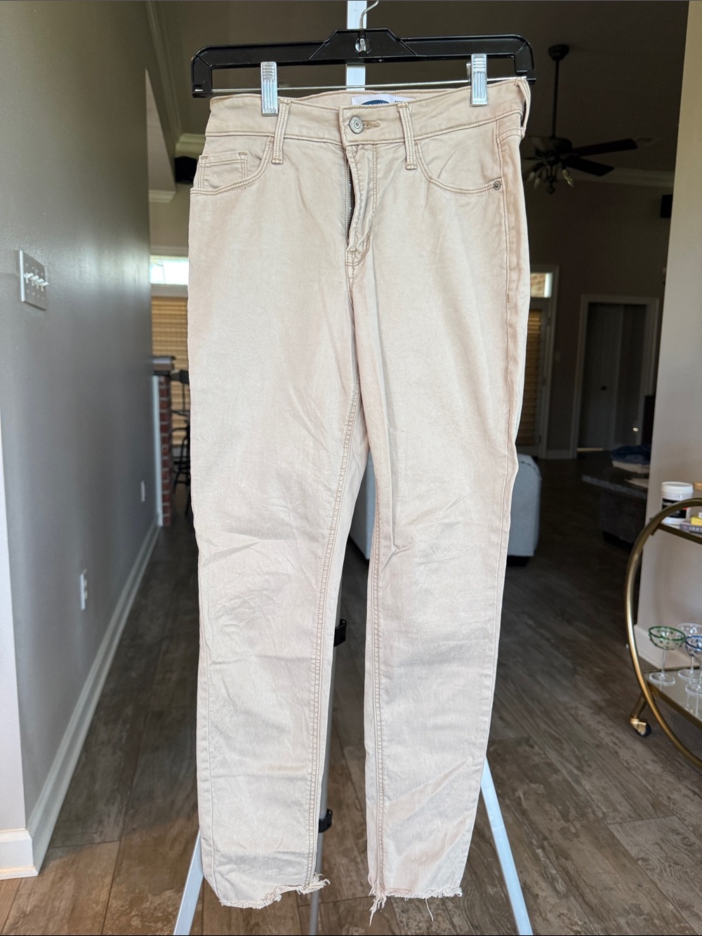 Old Navy Rockstar Women's Light Beige Super Skinny Jeans